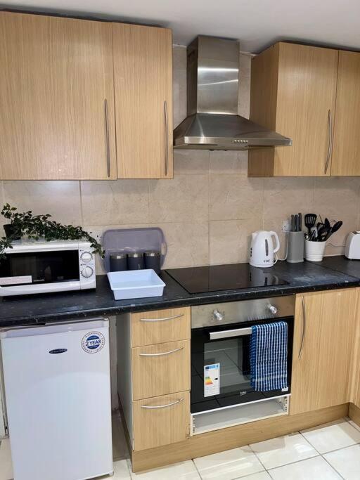 Stylish Cosy Studio Apartment Gravesend Ngoại thất bức ảnh
